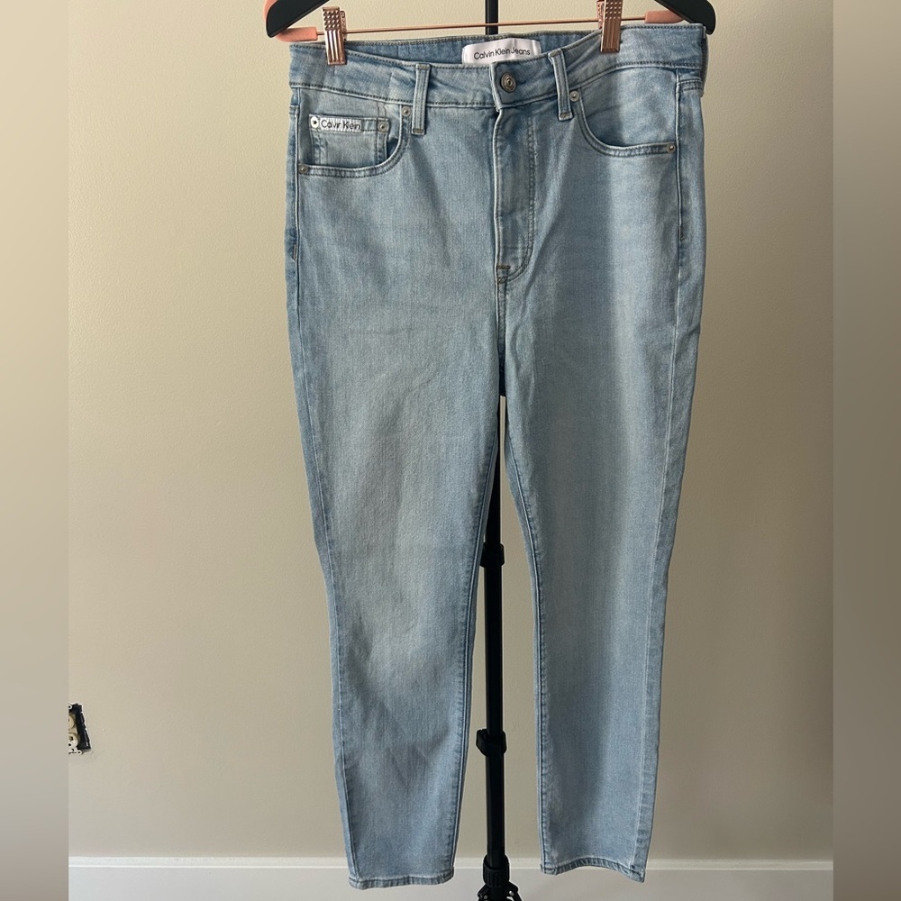 Calvin Klein Women's High Rise Skinny Ankle